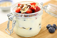 Yoghurt Berry Oat Trifle